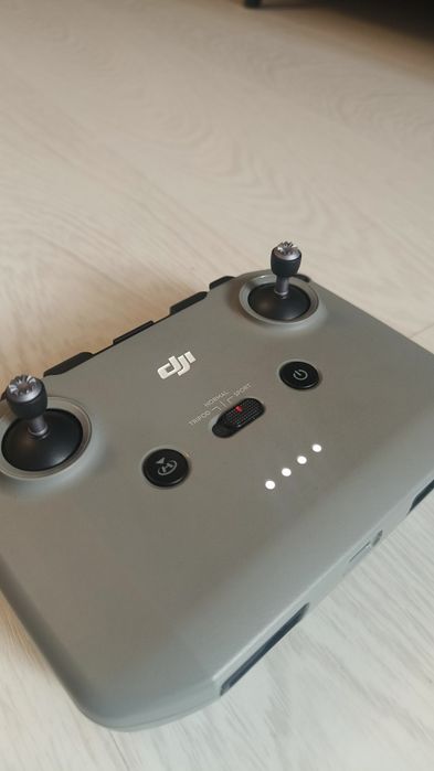 Drona DJI Mavic Air 2 Fly More Combo