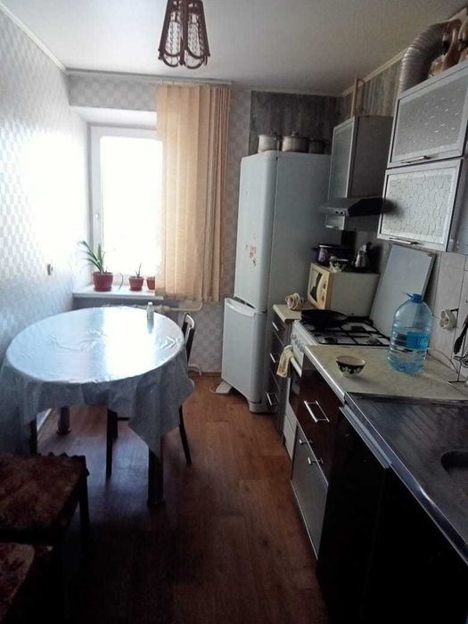 Продам 3 комнатную квартиру