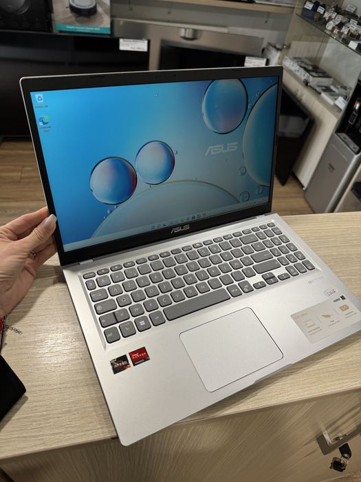 Laptop ASUS Vivobook 15, Ryzen 7 3700U, 16GB/512GB SSD, Silver,NOU!!!