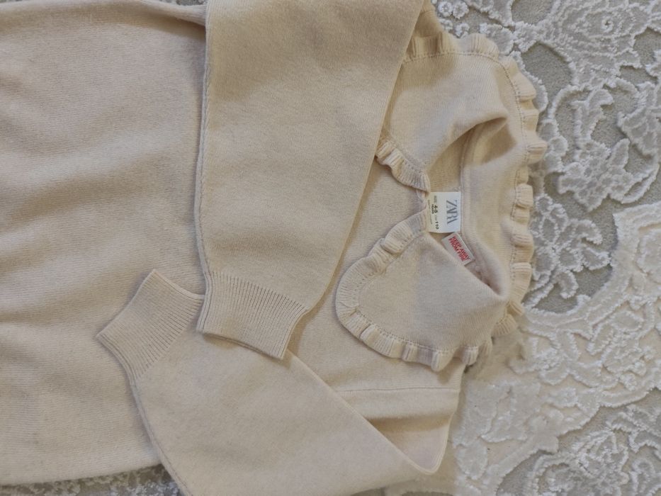 Set Zara pt.fetite mărimea 4ani