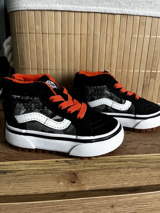 Сникърси VANS “SK8-HI”