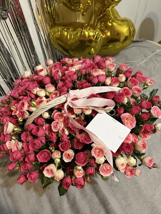 Цветы большие, свежие, торг есть если сегодня заберете,