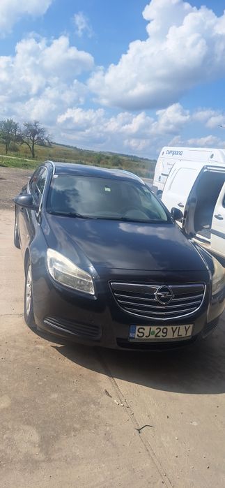 Opel insignia  2010 2l 136 cp