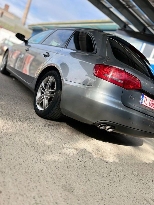 Vând Audi A4 brek