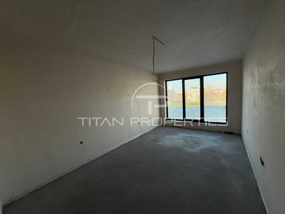 Продава се Тристаен апартамент в Пловдив, Кършияка - 124 кв.м за 1595 €/кв.м - Снимка #1