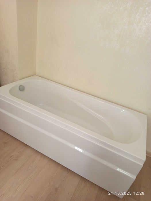Акрилна вана за баня