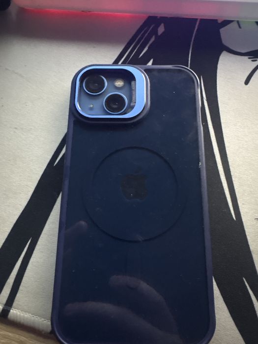 Айфон 13 заблокированный apple id!