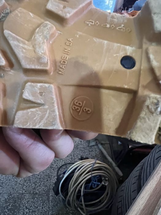 Ботуши дунлоп.нови