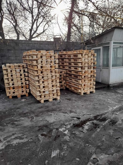 Продам паллеты деревянные.