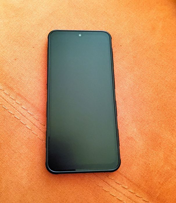 Samsung Xcover 7 Pro , закупен от А1. С 2 година гаранция. + Слот за к