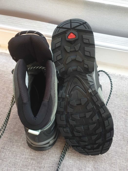 Bocanci pentru drumeții