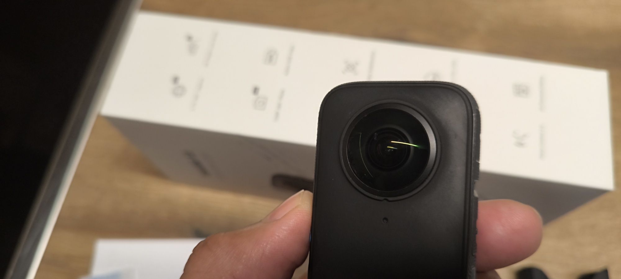 Екшън камера Insta 360 X3