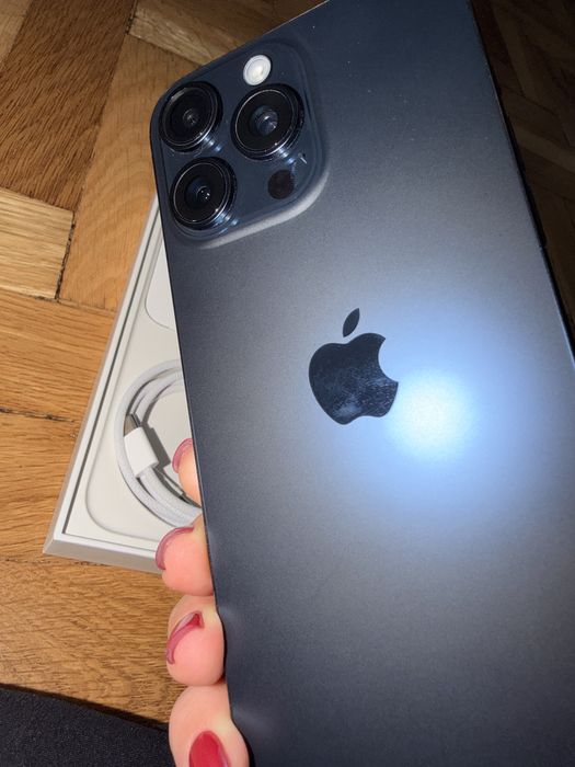 iPhone 15 pro max 256GB