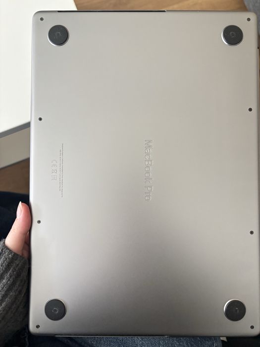 14-inch MacBook Pro with Apple M2 Pro chip