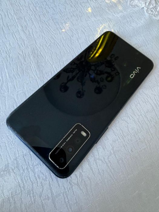 Продается телефон Vivo