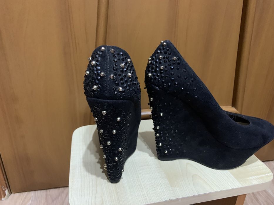 Обувь женская