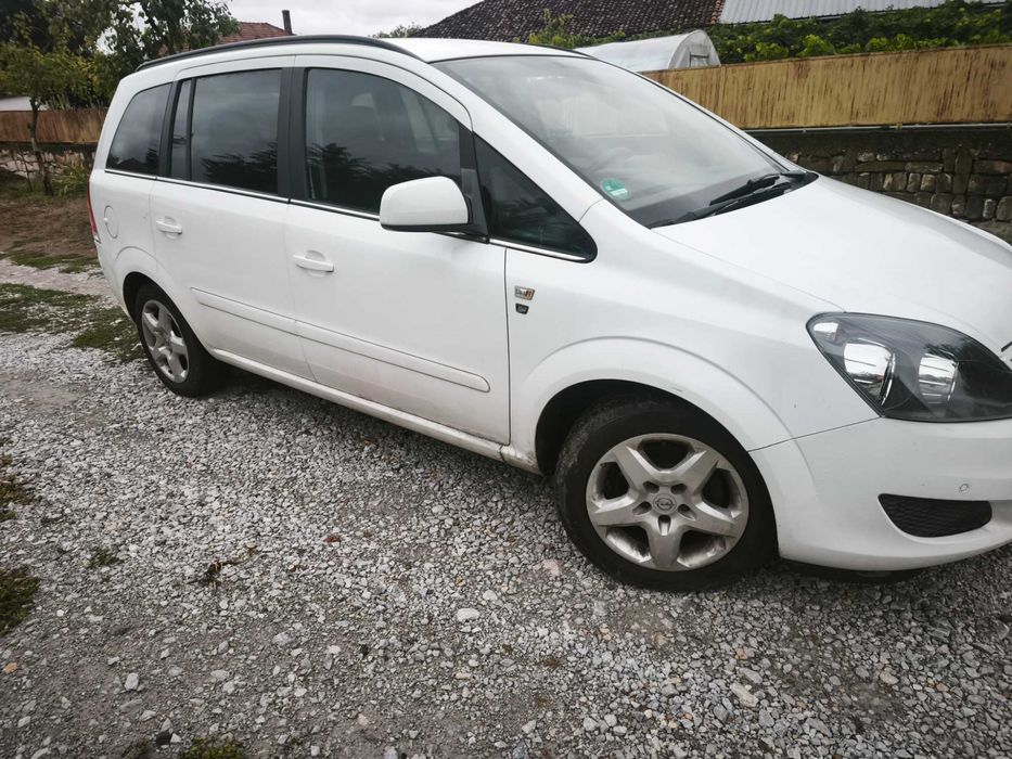 На части Opel Zafira B  1,8 Бензин
