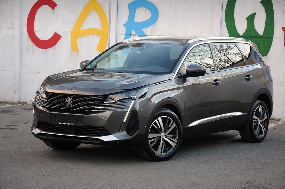 Peugeot 5008 Allure 7 locuri 2021 1.5dCi 131 CP E6 CutieAut Clima Piele Navi Camera