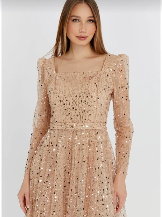 Rochie de ocazie strălucitoare cu paiete