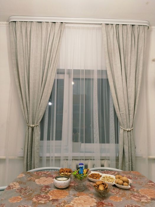 Шторы  2 шт по 150 см