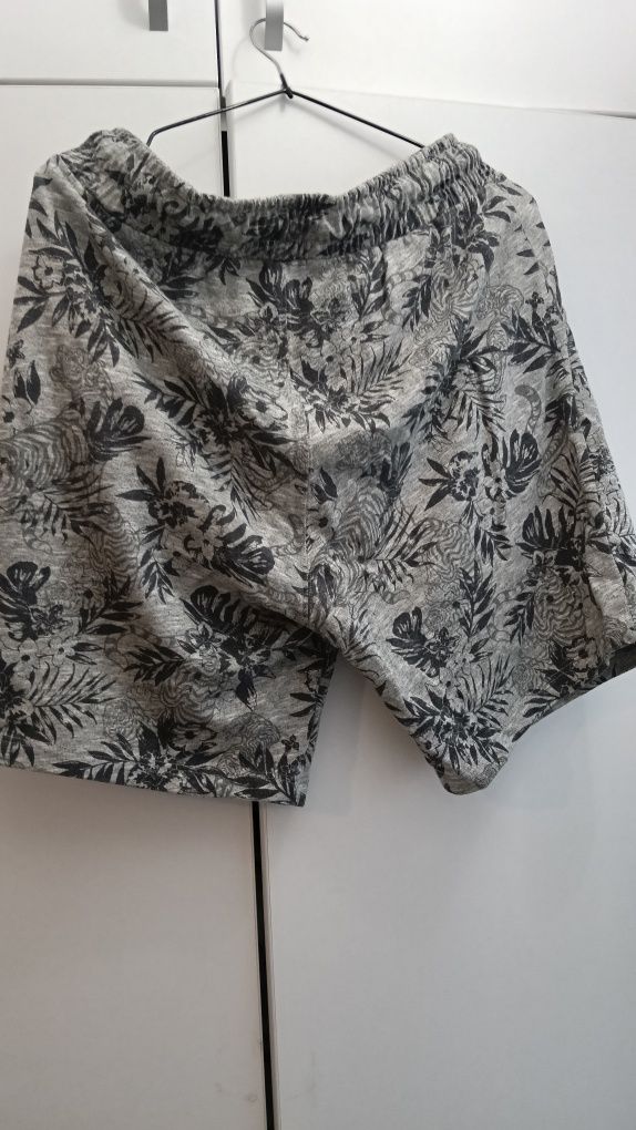 pantaloni scurti bermude H&M