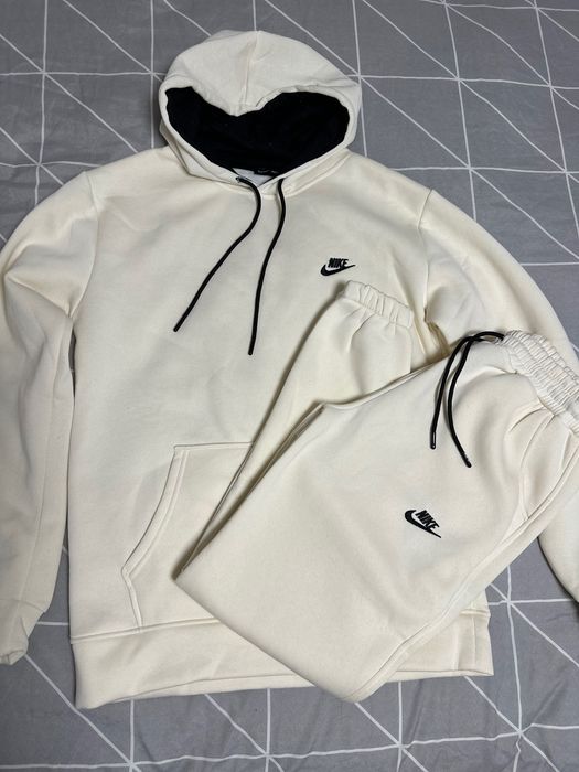 Мъжки екип налични размери