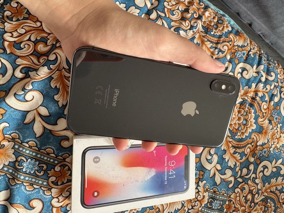 Айфон Х идеальное состояние!