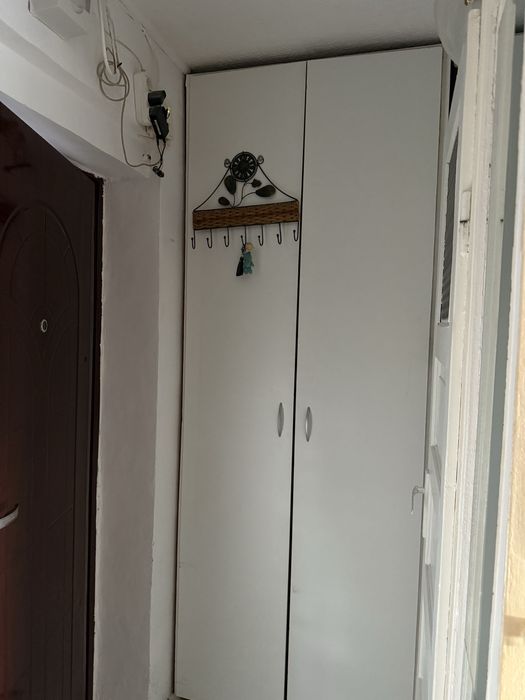 Închiriez garsonieră