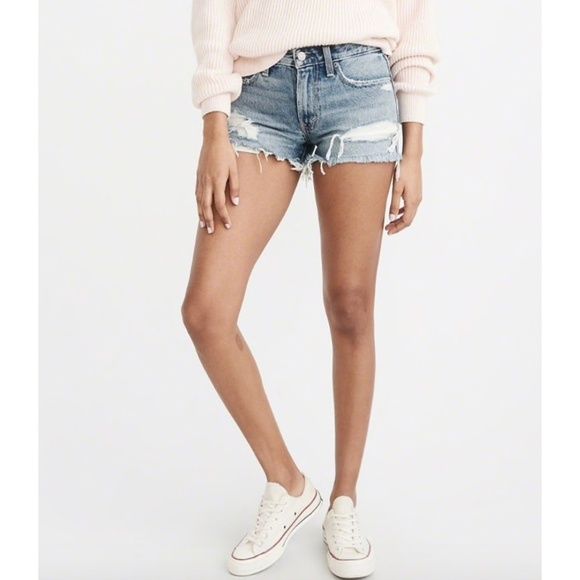 Pantaloni scurți blugi Abercrombie&Fitch Boyfriend short low rise