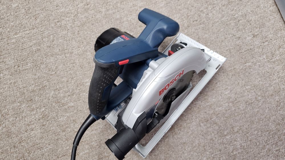Ръчен циркуляр Bosch GKS 190