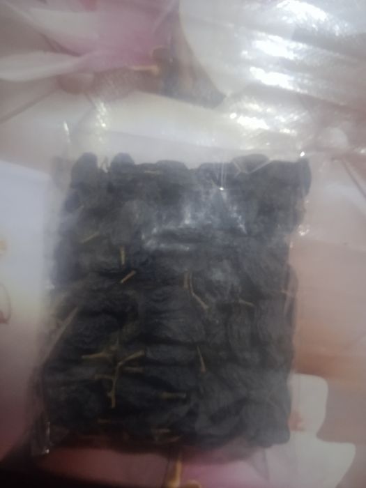 Mayiz sotiladi danaksiz sfatli va arzon