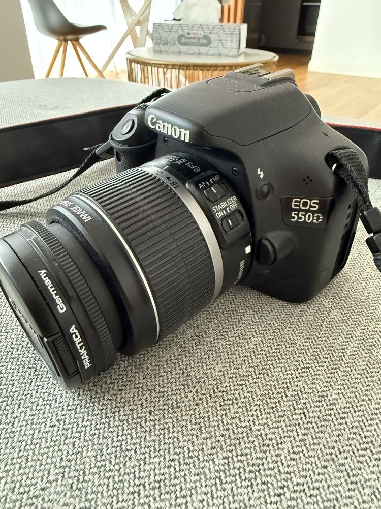 Aparat foto Canon EOS 550D stare perfecta