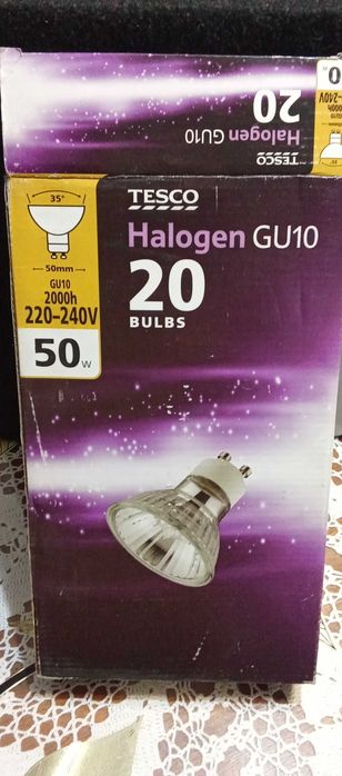 Халогенни лампи тип лунички на 220V