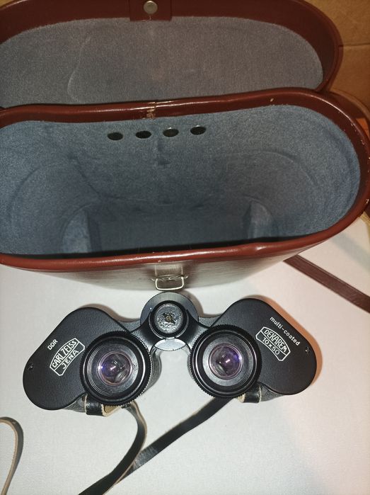 Продавам Karl Zeiss Jena Dekarem 10/50