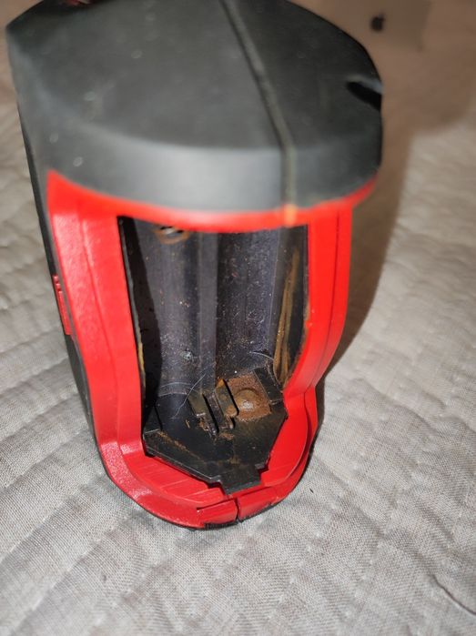 Лазерен нивелир за ремонт