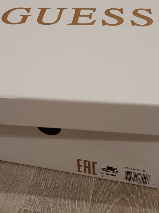 Дамски сникърси GUESS