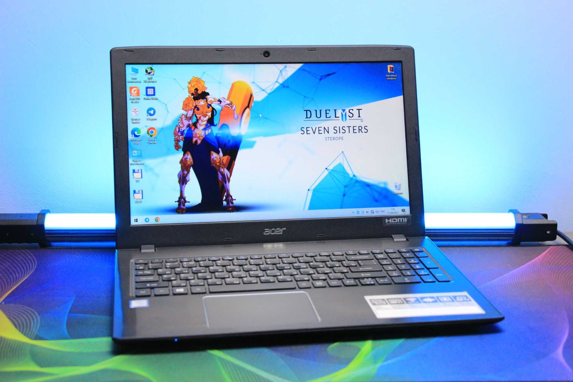 Acer noutbuk zo'r holatda sotiladi