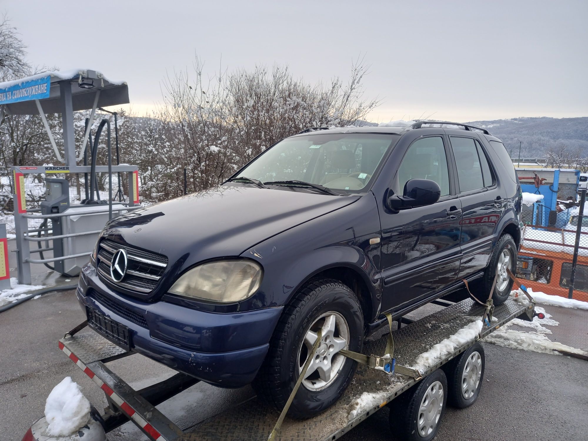 Мерцедес МЛ270 W163 на части Mercedes ML270cdi W163