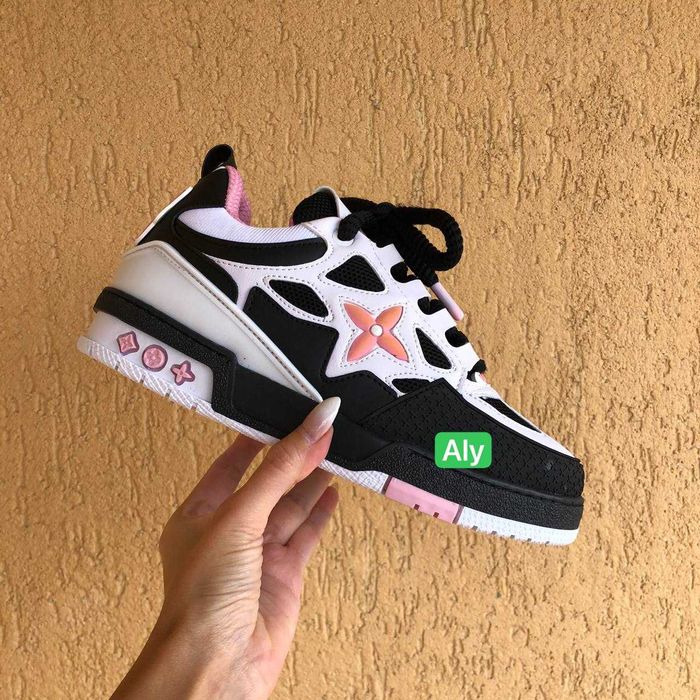 Adidasi Luis Vuitton