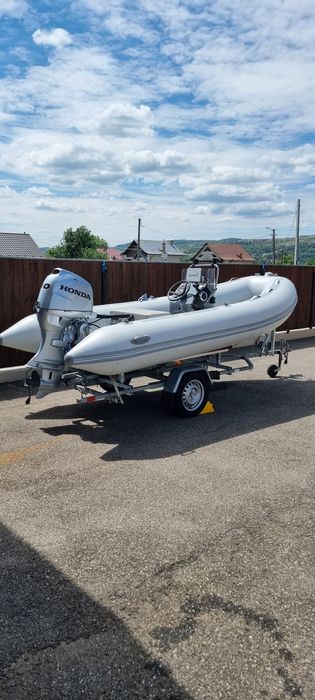 Barca Novurania mx 430 Rib