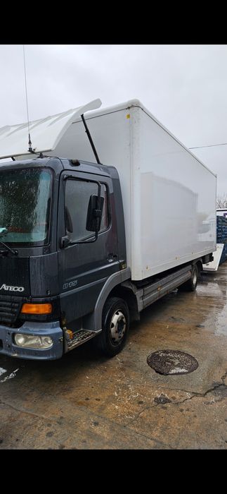 Mercedes benz atego 815