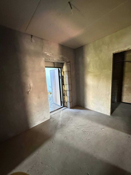 SROCHNO Mansarda 68 kvadrat sotiladi