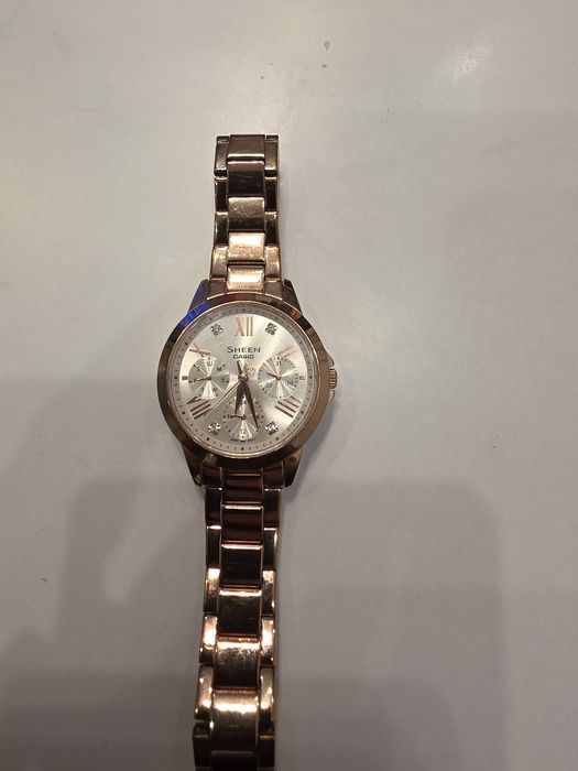 Чесовник Casio Sheen