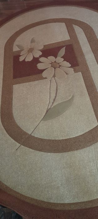 Covor persan cu margini rotunde