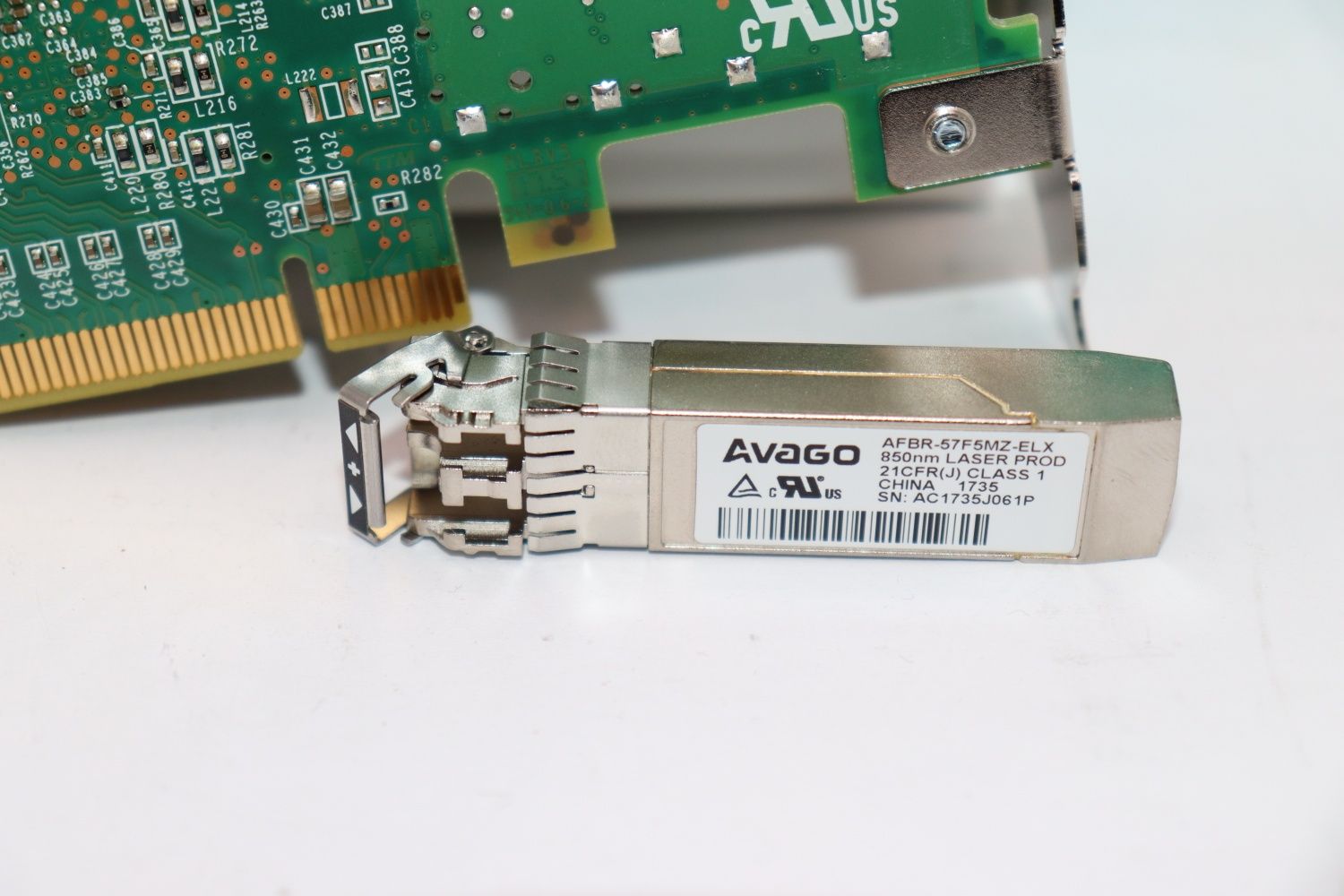 Kit Placa HBA EMC LPE16000 1Port Fiber Channel 16Gb + Modul Avago