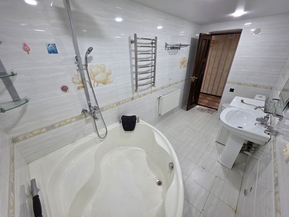 Калининскийда 2 хоналик квартира ижарага берилади