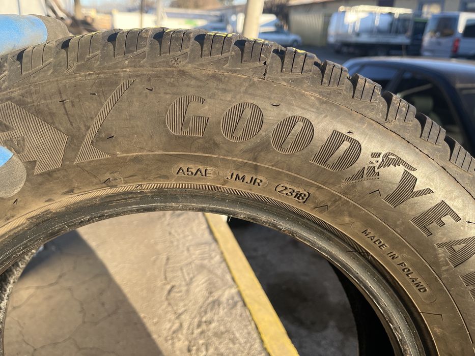4 бр. зимни гуми 195/65/15 GoodYear 7 mm DOT 2318