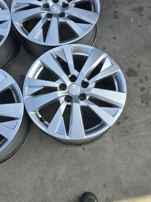 Джанти 17 / 5х108 - Peugeot 3008 и др. 5x108
