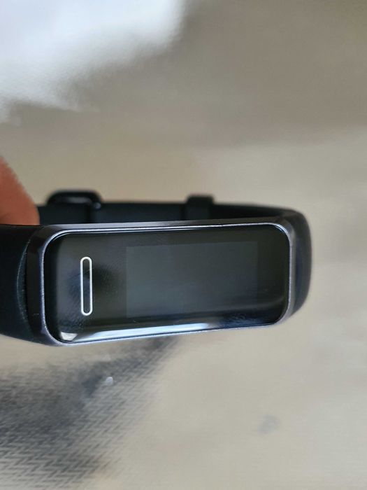 HUAWEI Band 4 Sport Band Фитнес гривна - Черен (Graphite Black)