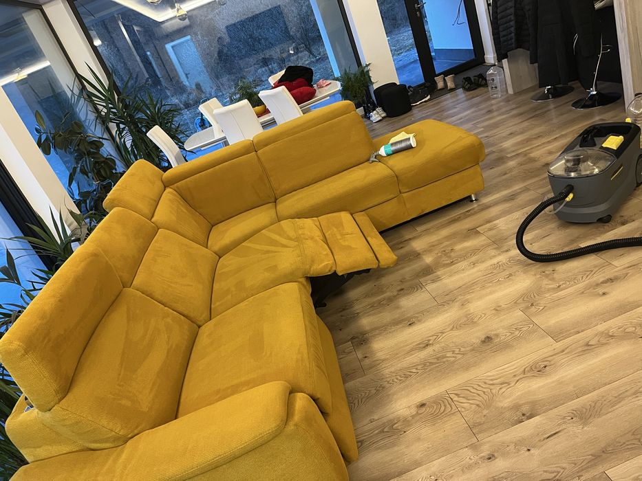 Curatare canapelei tale